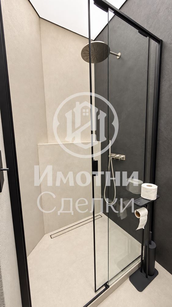 София - 0